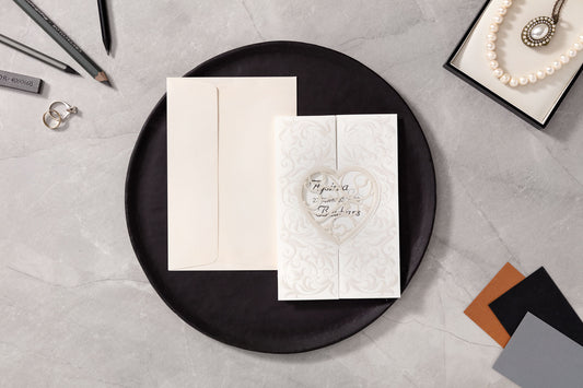 10525 - Kinyitható lézervágott esküvői meghívó