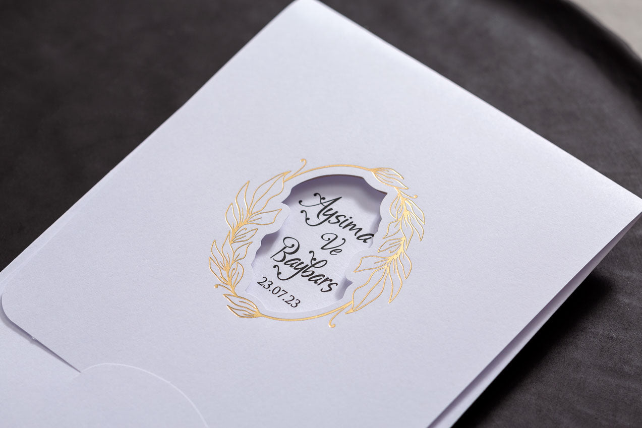 10609 - Aranyozott virágmintás esküvői meghívó