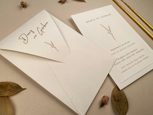 12278 - Dombornyomott esküvői meghívó álló borítékkal