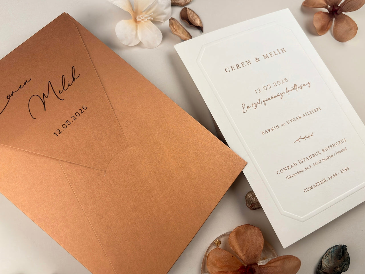 13316 - Elegant embossed wedding invitation