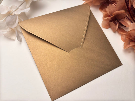 Z13330 - Bronz színű boríték - 17 cm x 17 cm-Boríték-Erdélyi Esküvői Meghívók-arany,boríték,bronz-Erdélyi Esküvői Meghívók