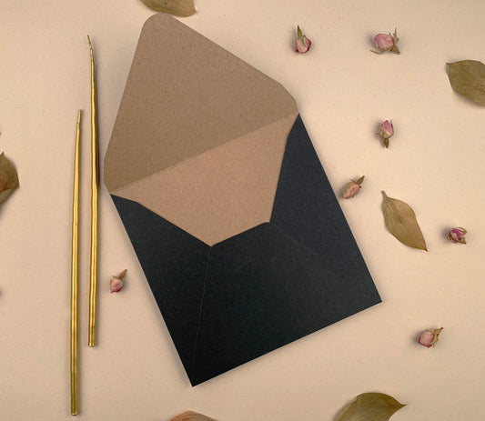 Z1717B- Fekete boríték - 17 cm x 17 cm-Boríték-Erdélyi Esküvői Meghívók-boríték-Erdélyi Esküvői Meghívók