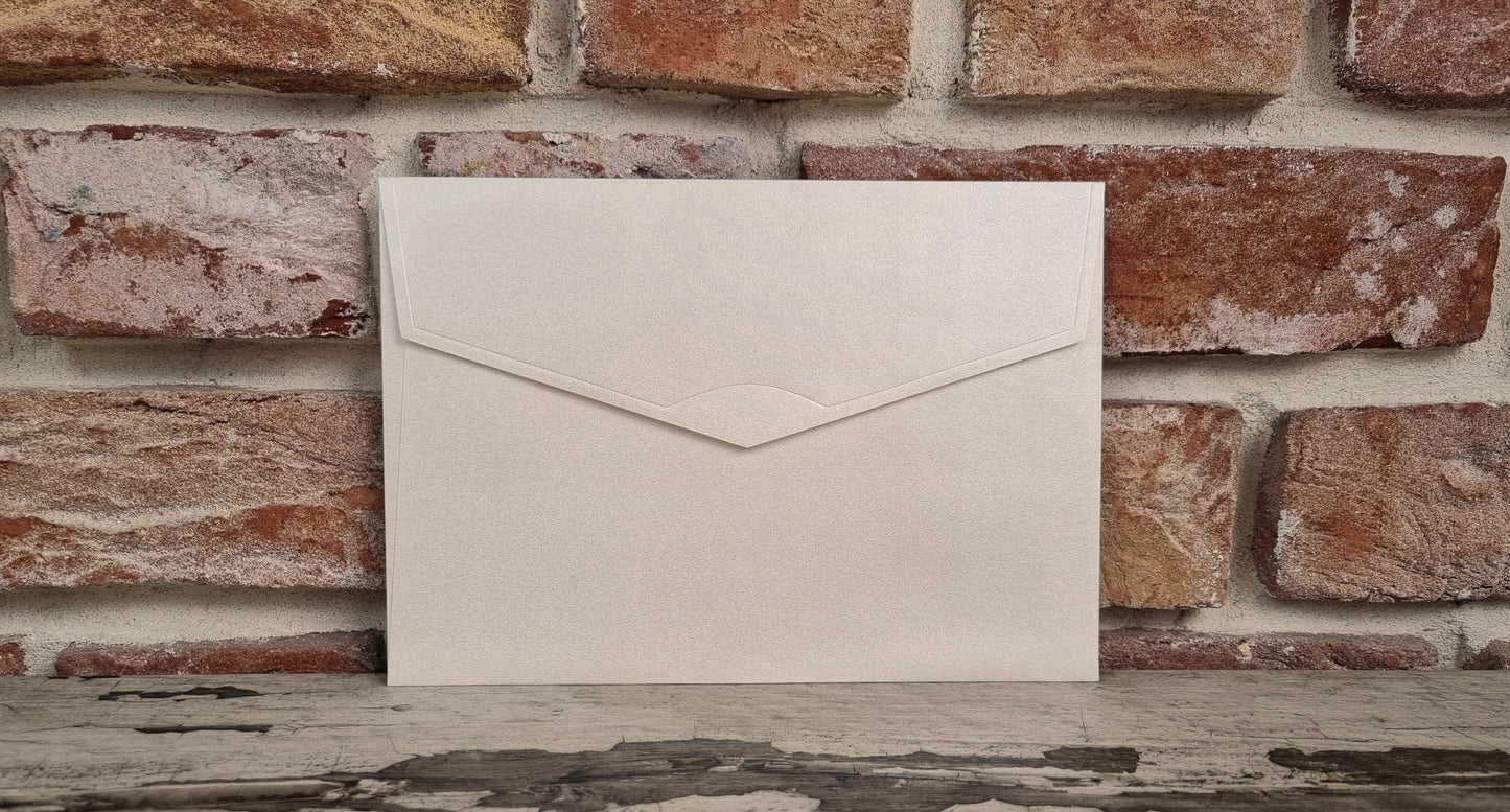 Z9133 - Arany színű díszboríték - 20 x 14 cm-Boríték-Erdélyi Esküvői Meghívók-arany,boríték,krém-Erdélyi Esküvői Meghívók