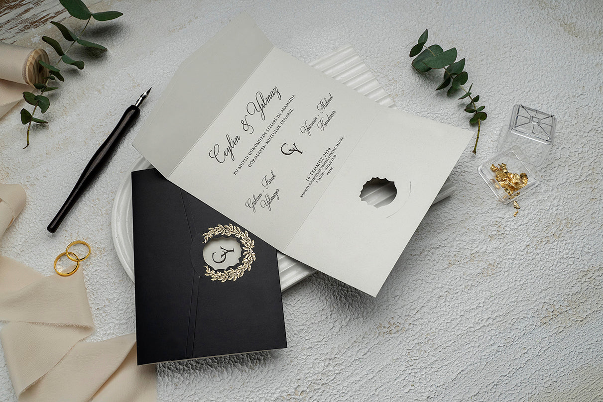 9318 - Elegáns Esküvői Meghívó