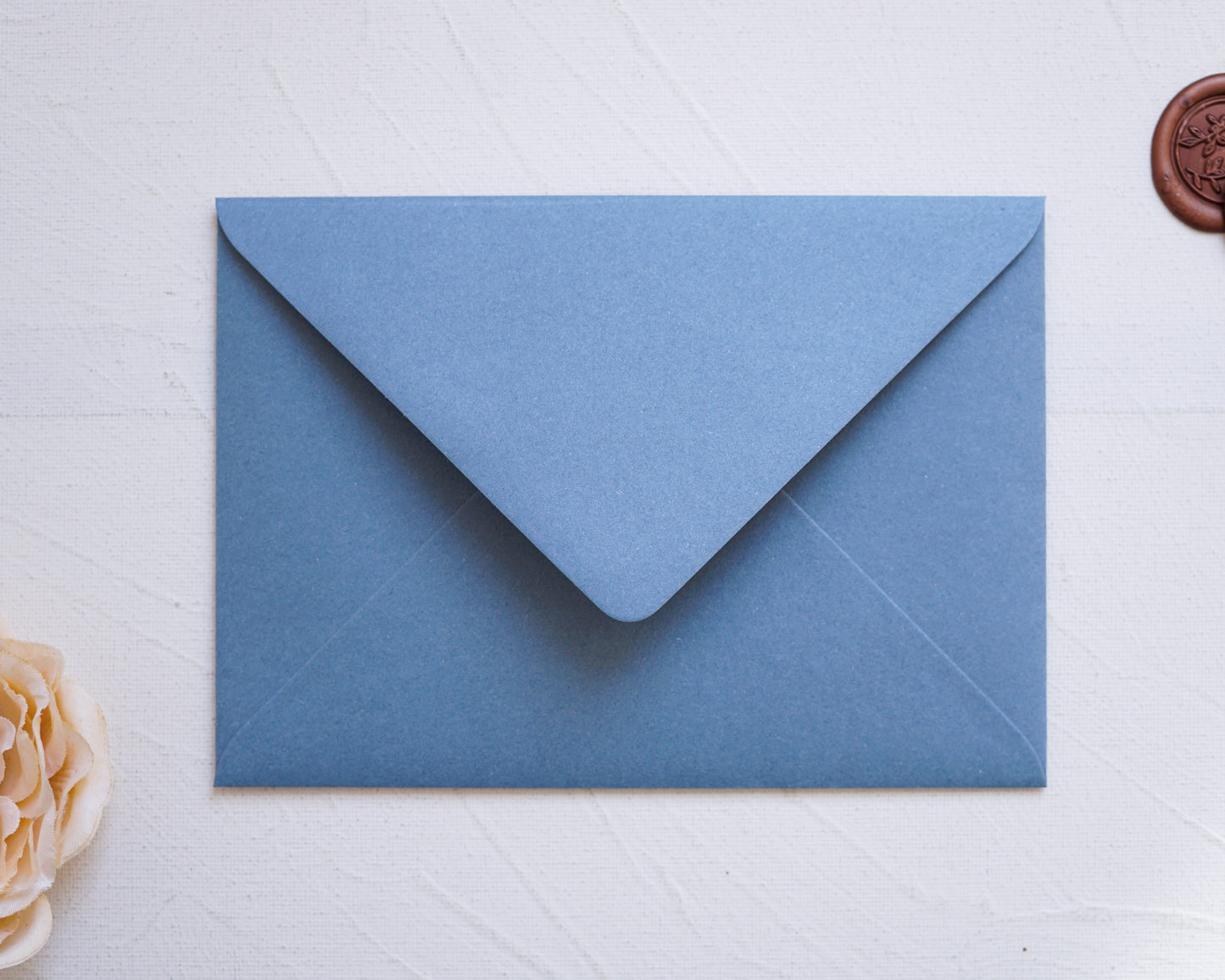 Dusty blue prémium boríték - B6 - 125×176 mm - RENDELÉSRE-Boríték-Erdélyi Esküvői Meghívók-B6,boríték,kék-Erdélyi Esküvői Meghívók