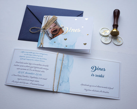 KE04 - Egyedi arany fóliázott keresztelő meghívó fényképpel-Keresztelő-Erdélyi Esküvői Meghívók-arany,egyedi,keresztelő,kisfiu,kék-Erdélyi Esküvői Meghívók
