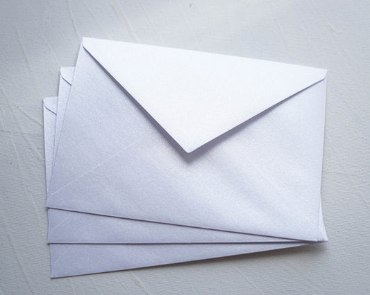 Gyöngyházfényű Fehér prémium boríték - C6 - 114 x 162 mm-Boríték-Erdélyi Esküvői Meghívók-boríték,C6,fehér-Erdélyi Esküvői Meghívók