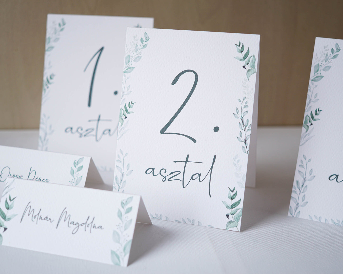 AS27 - Levél mintás asztalszám