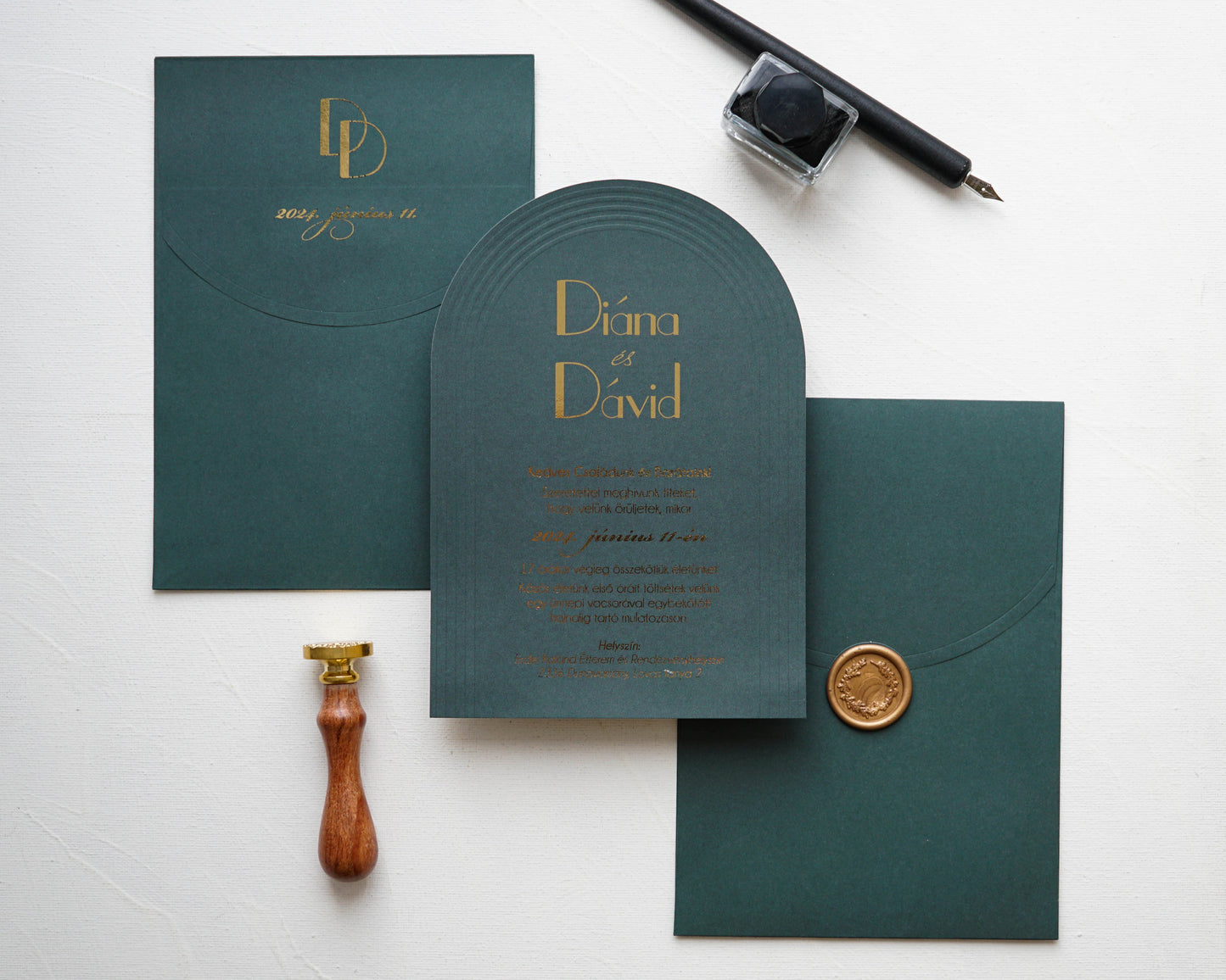 9372 - Poison Green Wedding Invitation with a special shape