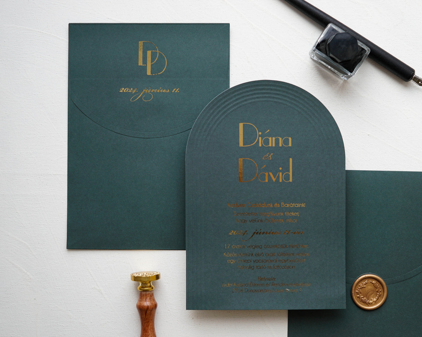 9372 - Poison Green Wedding Invitation with a special shape