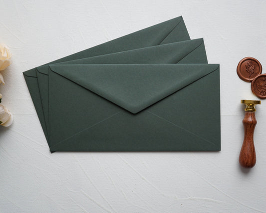 Sötétzöld prémium boríték - 220 x 110 mm - RENDELÉSRE-Boríték-Erdélyi Esküvői Meghívók-boríték,zöld-Erdélyi Esküvői Meghívók