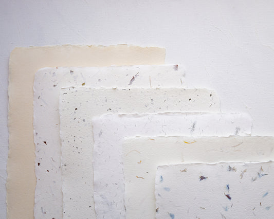 Merített papír fehér színű - 180 g/m2 - A4 - RENDELÉSRE-DIY papír-Erdélyi Esküvői Meghívók-fehér,virág-Erdélyi Esküvői Meghívók