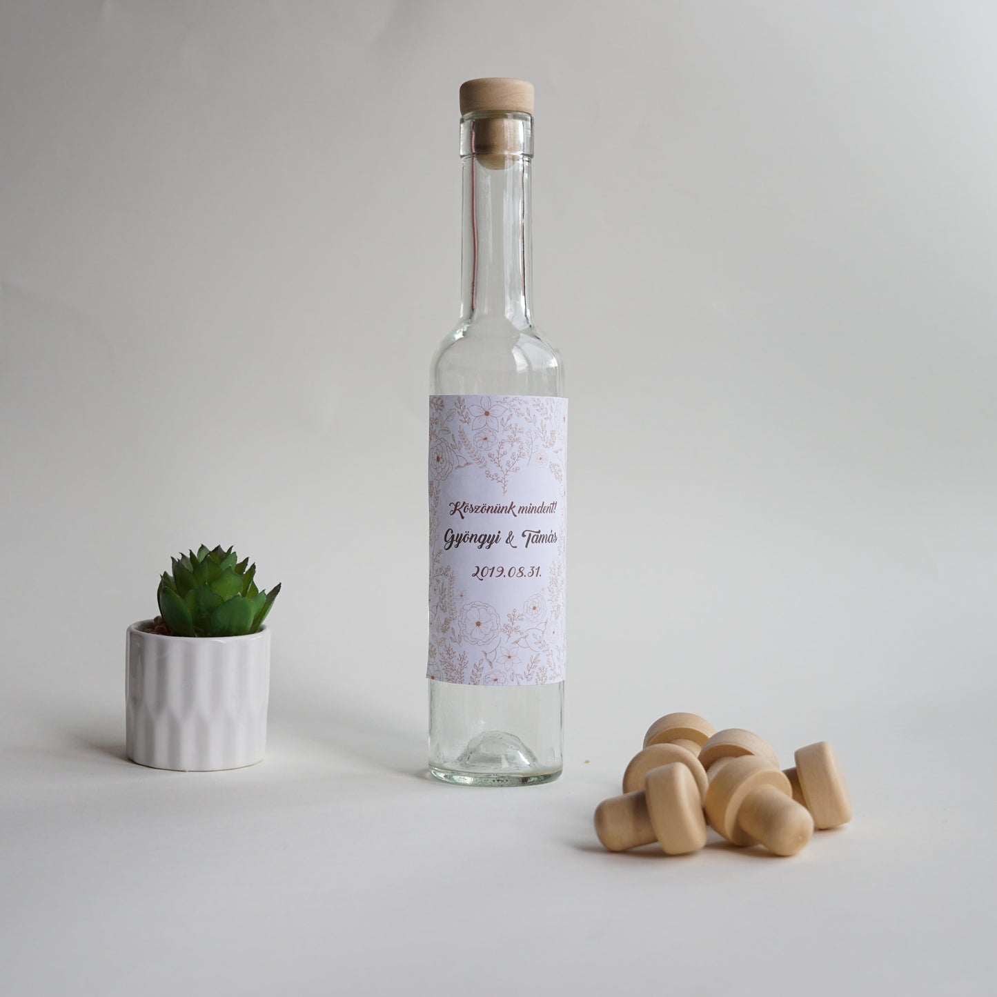 Ajándék üvegpalack - Larissa 200 ml-Palack-Erdélyi Esküvői Meghívók-ajándék-Erdélyi Esküvői Meghívók