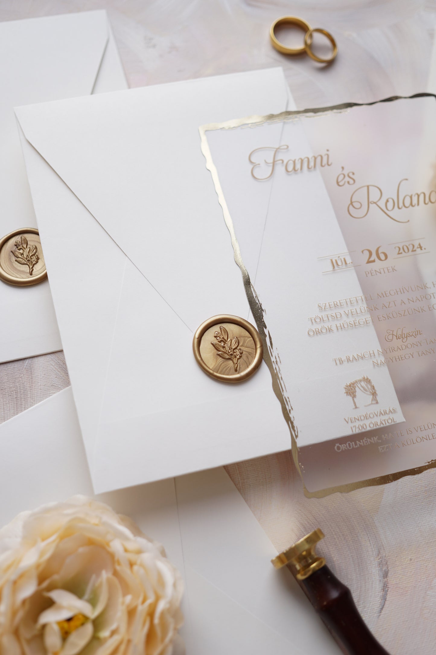 9261 választható borítékkal - Plexi esküvői meghívó-esküvői meghívó-Erdélyi Esküvői Meghívók-arany,elegáns,plexi,premium-Erdélyi Esküvői Meghívók