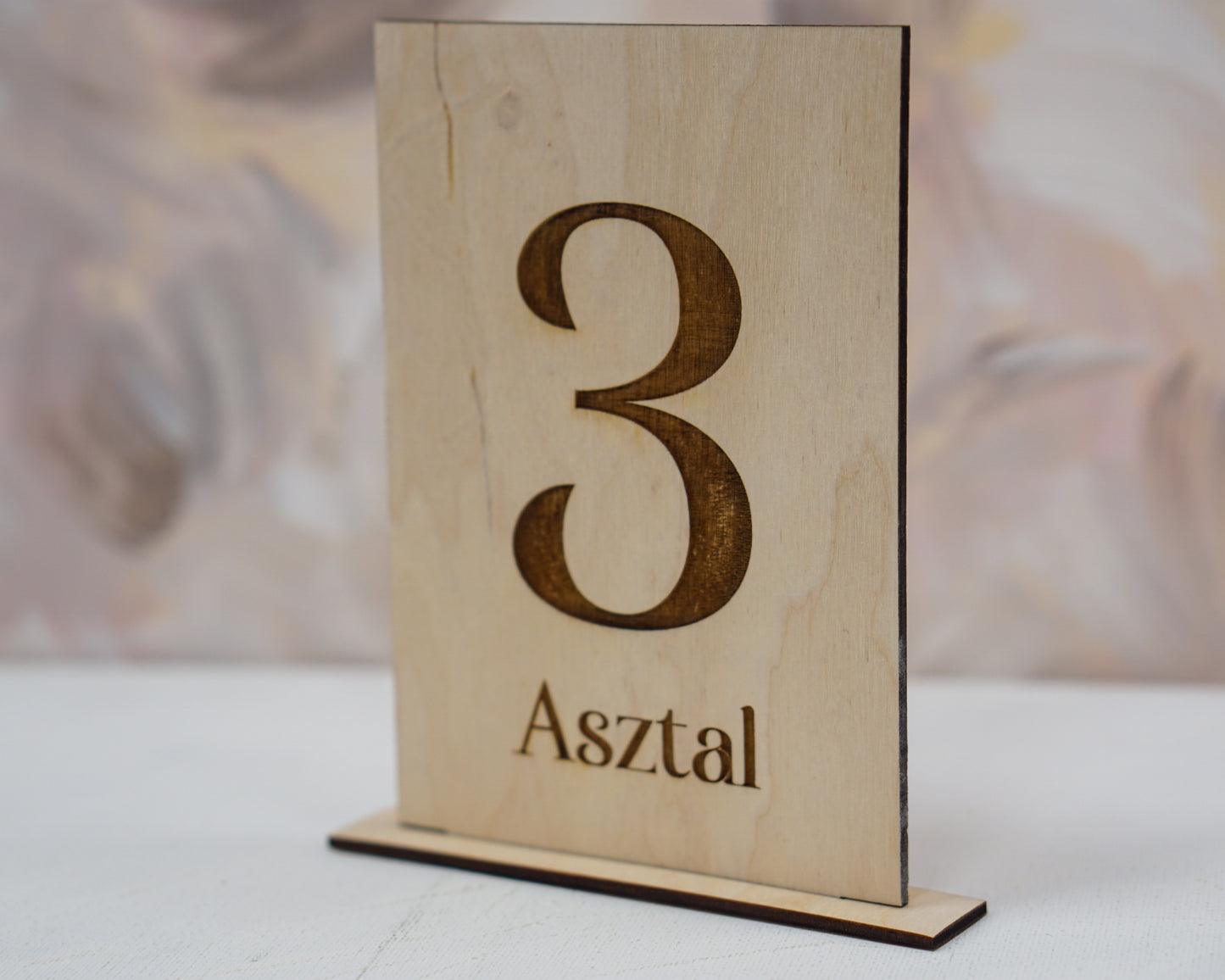 AS04 - Lézervágott fa asztalszám-Asztalszám-Erdélyi Esküvői Meghívók-asztalszám,fa,greenery-Erdélyi Esküvői Meghívók
