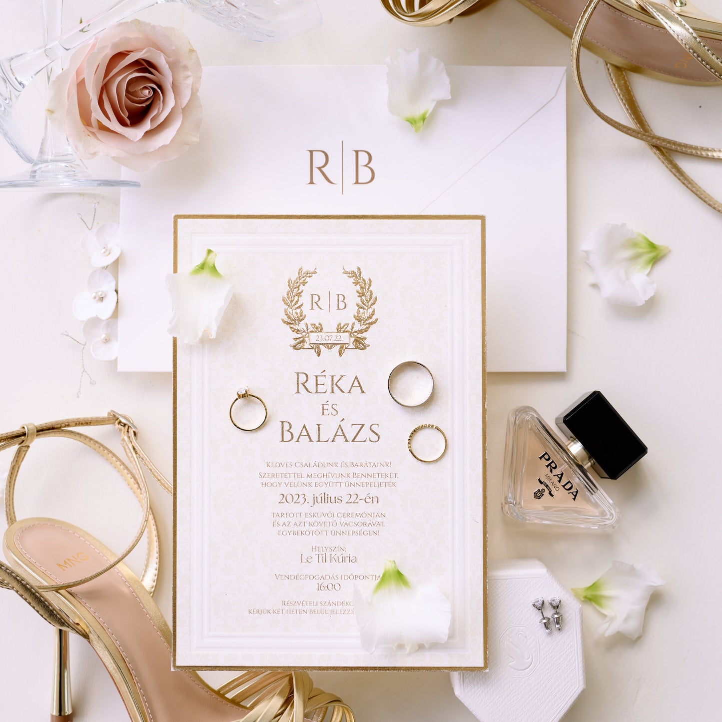 1124 - Elegáns Esküvői Meghívó-esküvői meghívó-Erdélyi Esküvői Meghívók-arany,barokk minta,dombornyomott,elegáns,premium-Erdélyi Esküvői Meghívók