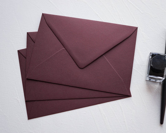 Burgundy vörös prémium boríték - B6 - 125×176 mm-Boríték-Erdélyi Esküvői Meghívók-B6,boríték,piros-Erdélyi Esküvői Meghívók