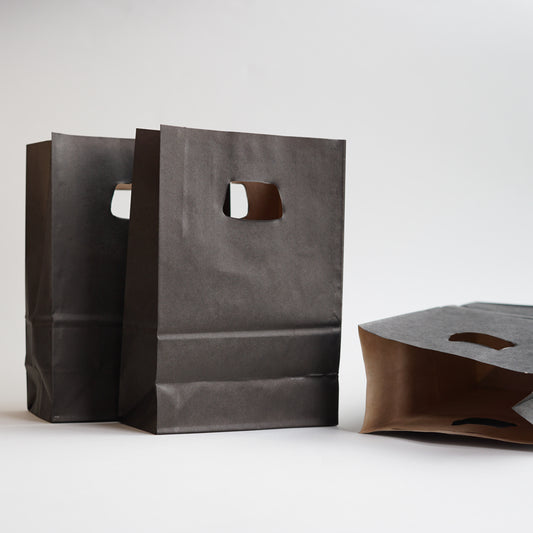 Kicsi fekete ajándéktasak-tasak-Erdélyi Esküvői Meghívók-Erdélyi Esküvői Meghívók