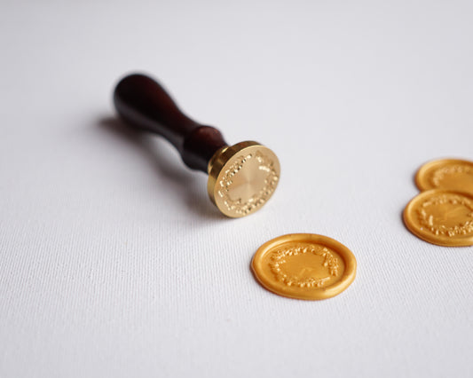 Levélkoszorú pecsétnyomó-Pecsétnyomó-Erdélyi Esküvői Meghívók-pecsétnyomó-Erdélyi Esküvői Meghívók