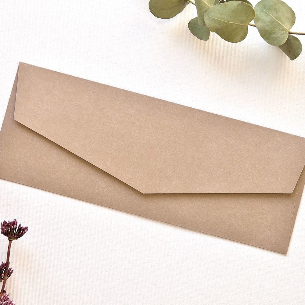 Q24 - 9,5 x 24,8 cm.-Boríték-9.5 x 24.8 cm -barna, boríték, kraft boríték - plicuri colorate - plicuri speciale -Erdélyi Esküvői Meghívók