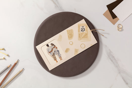 10461 - Kihúzható fiatal párt ábrázoló esküvői meghívó