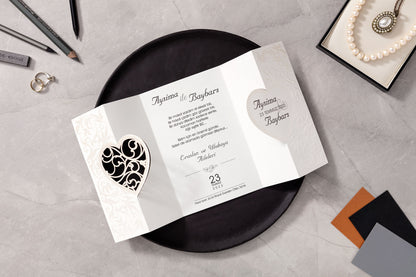 10525 - Kinyitható lézervágott esküvői meghívó