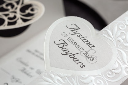 10525 - Kinyitható lézervágott esküvői meghívó