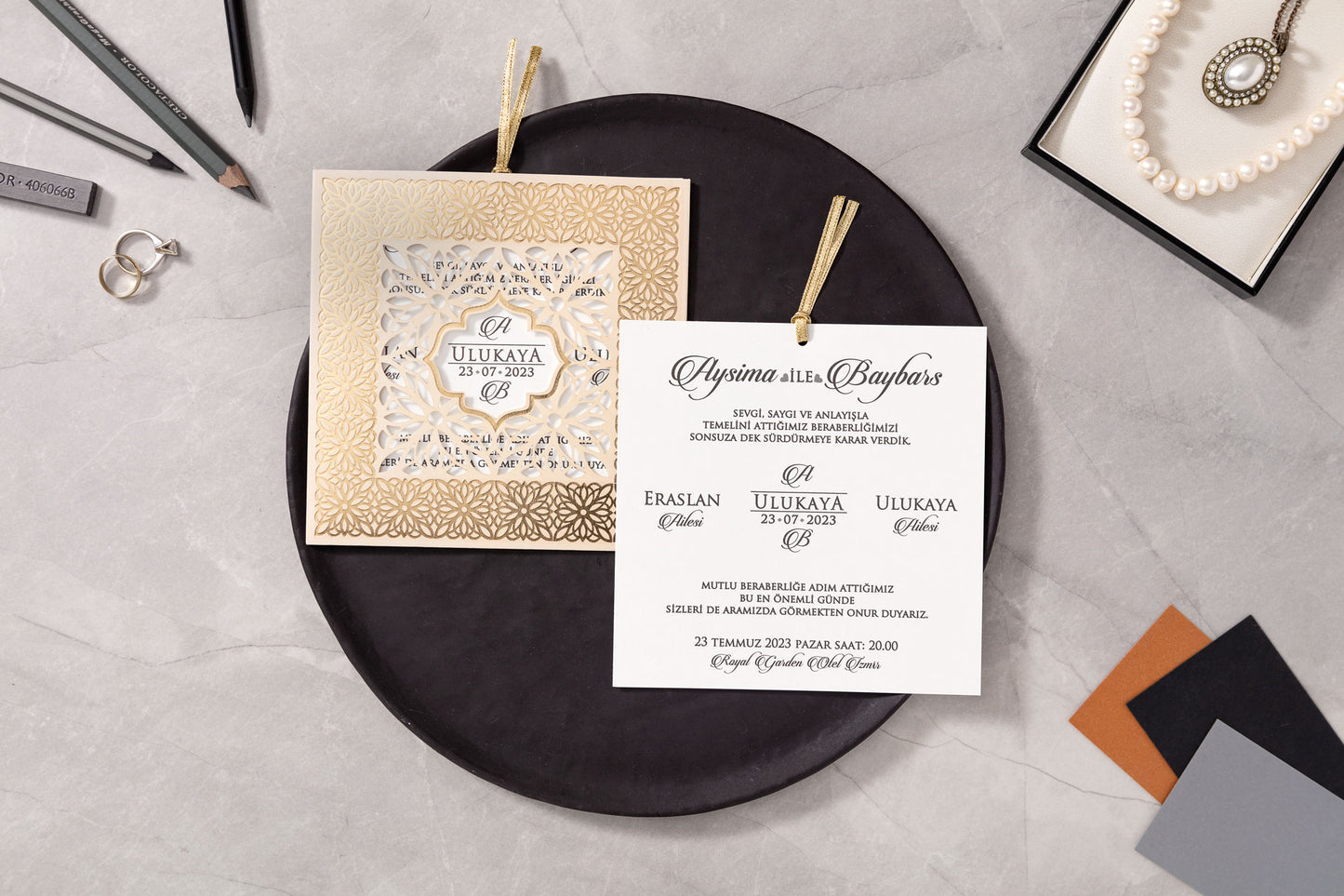 10563 - Lézervágott elegáns esküvői meghívó