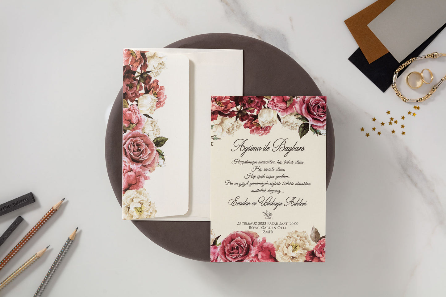 10565 - Virágmintás esküvői meghívó