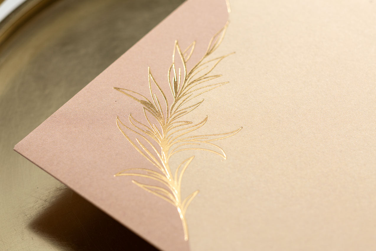 10587 - Arany leveles esküvői meghívó