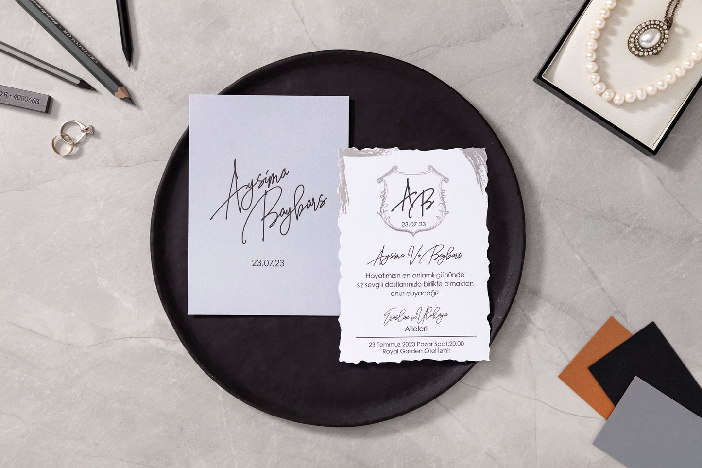 10614 - Ezüst mintás esküvői meghívó