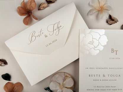 13318 - Virágmintás esküvői meghívó