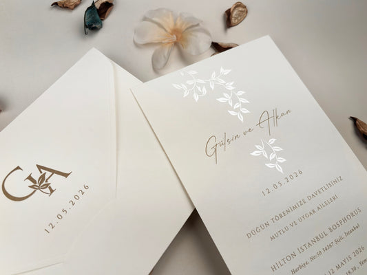 13335 - Virágos esküvői meghívó dombornyomott mintával