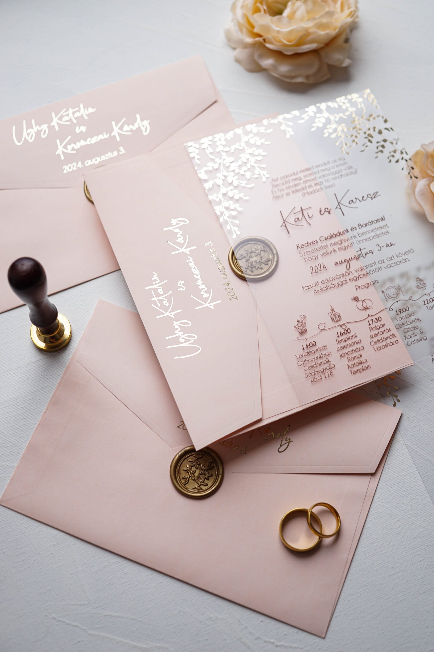 9214 - Plexi wedding invitation with cream envelope