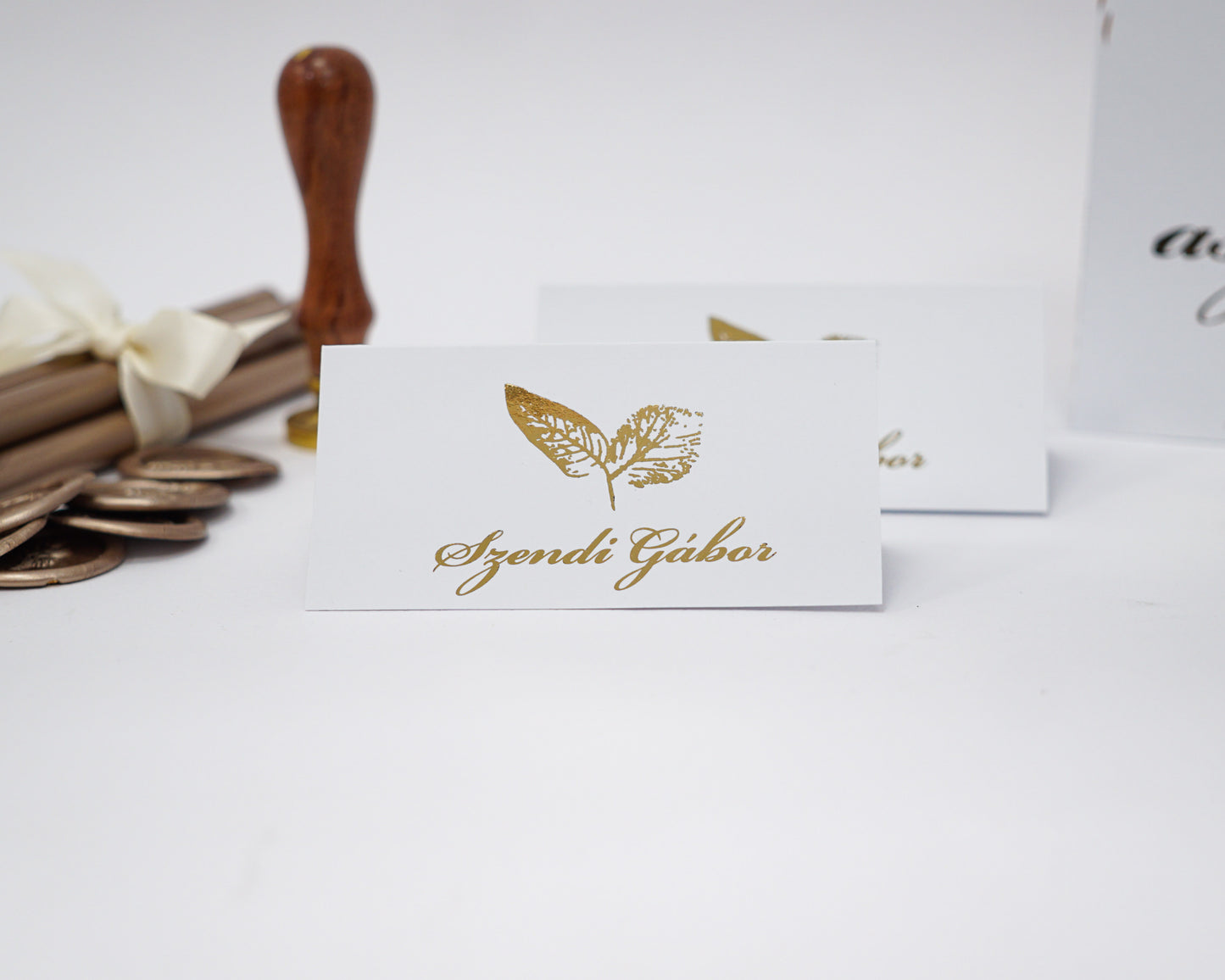 UK11 - Gold foiled planting card - 9193