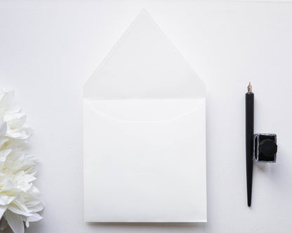 Z1135- Fehér boríték - 17.8 cm x 18 cm-Boríték-Erdélyi Esküvői Meghívók-boríték,fehér,törtfehér-Erdélyi Esküvői Meghívók