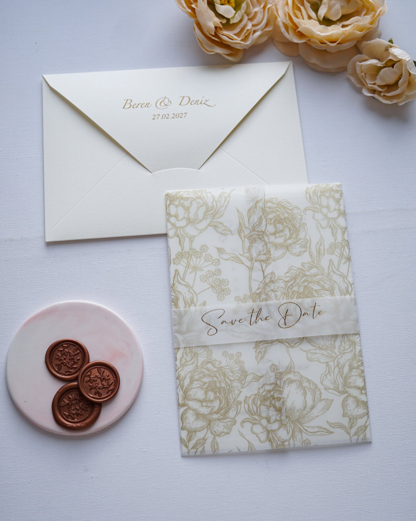2634 - Wedding invitation with vellum sleeve