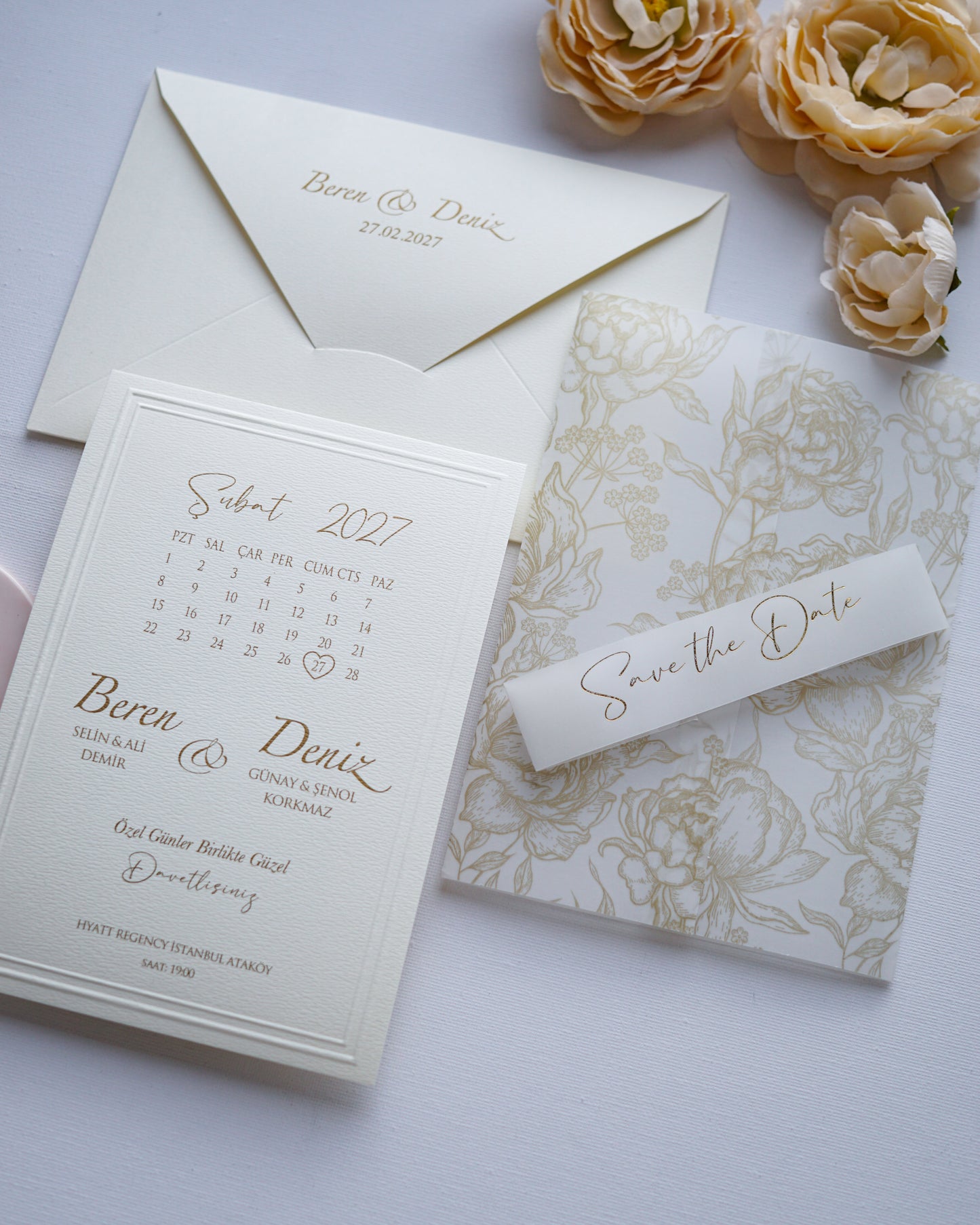 2634 - Wedding invitation with vellum sleeve