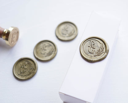 Egyedi monogrammos pecsétnyomó-Pecsétnyomó-Erdélyi Esküvői Meghívók-pecsétnyomó-Erdélyi Esküvői Meghívók