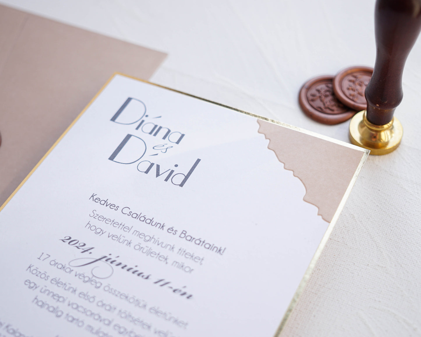 9247 - Elegant Wedding Invitation