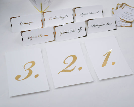 AS16 - Gold foil table number