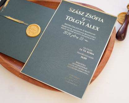 9317 - Méregzöld esküvői meghívó aranyprégelt szöveggel