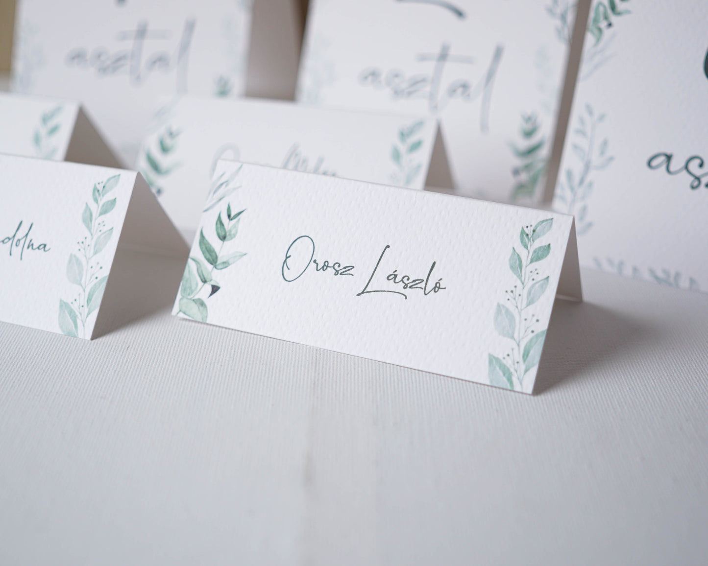 AS27 - Levél mintás asztalszám