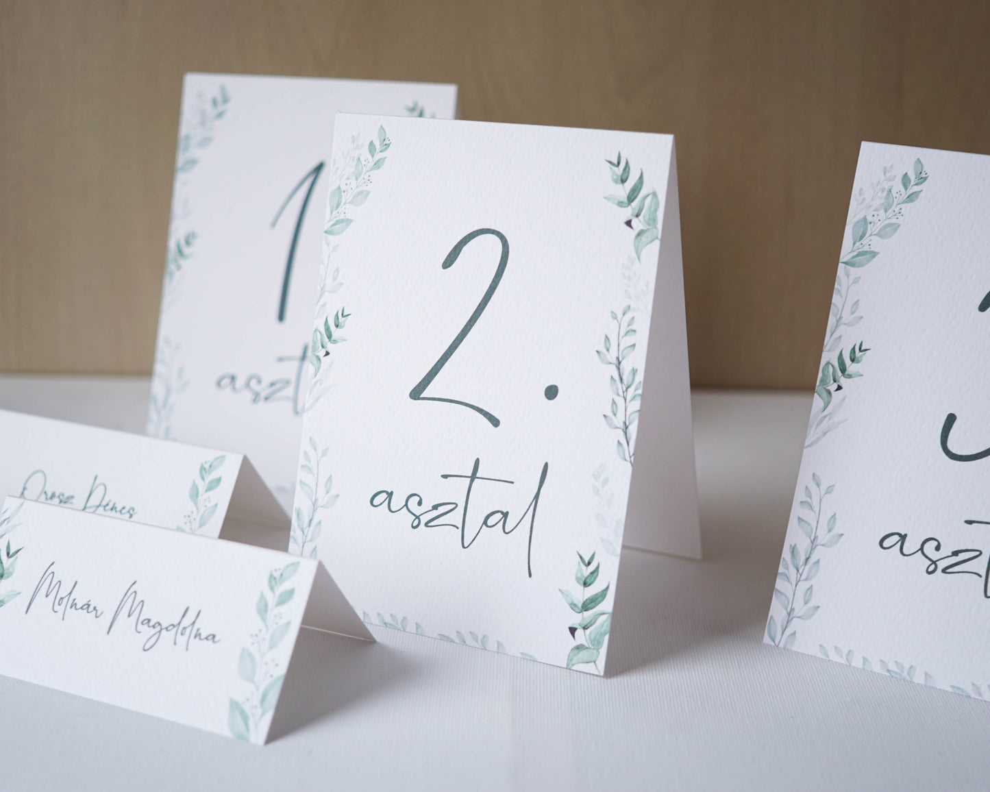 AS27 - Levél mintás asztalszám