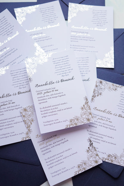 EM80 - Ezüstfóliázott virágmintás esküvői meghívó, tengerészkék borítékkal