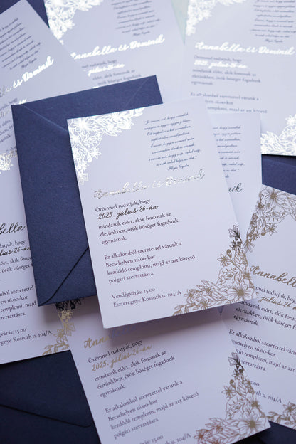 EM80 - Ezüstfóliázott virágmintás esküvői meghívó, tengerészkék borítékkal