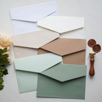 Tört fehér boríték i8 - 13,3 x 18,4 cm.-Boríték-Erdélyi Esküvői Meghívók-boríték,fehér-Erdélyi Esküvői Meghívók