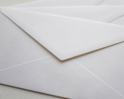 Tört fehér prémium boríték - 220 x 110 mm-Boríték-Erdélyi Esküvői Meghívók-boríték,fehér,gesso,törtfehér-Erdélyi Esküvői Meghívók