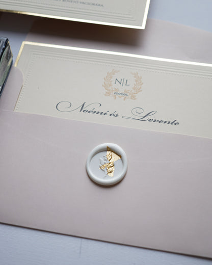 9234 - Elegáns Esküvői Meghívó bézs borítékkal