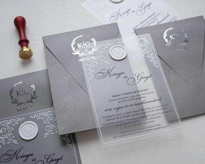 9368 - Plexi esküvői meghívó-esküvői meghívó-Erdélyi Esküvői Meghívók-barokk minta,elegáns,ezüst,fehér,plexi,premium-Erdélyi Esküvői Meghívók